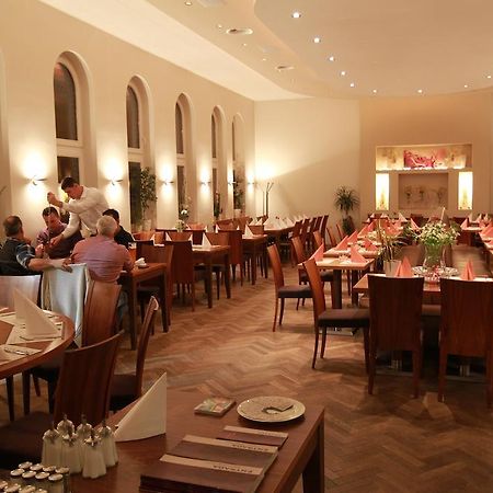 Hotel-Restaurant Entrada Bielefeld Kültér fotó