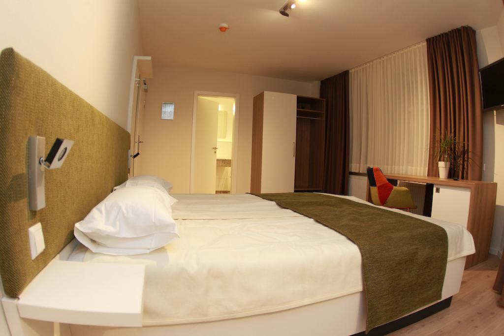 Hotel-Restaurant Entrada Bielefeld Kültér fotó