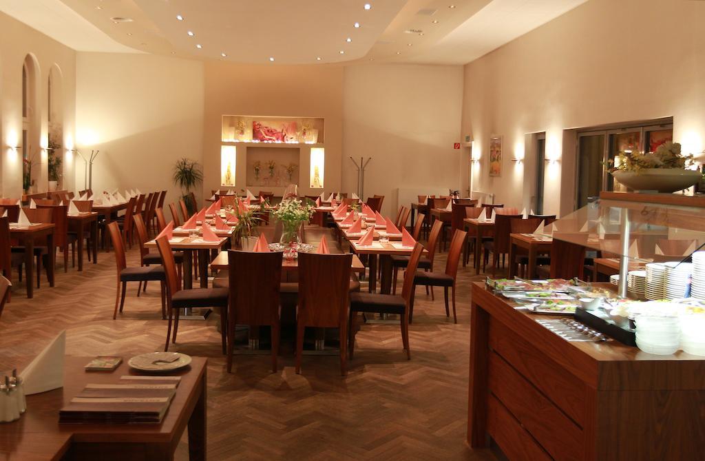 Hotel-Restaurant Entrada Bielefeld Kültér fotó